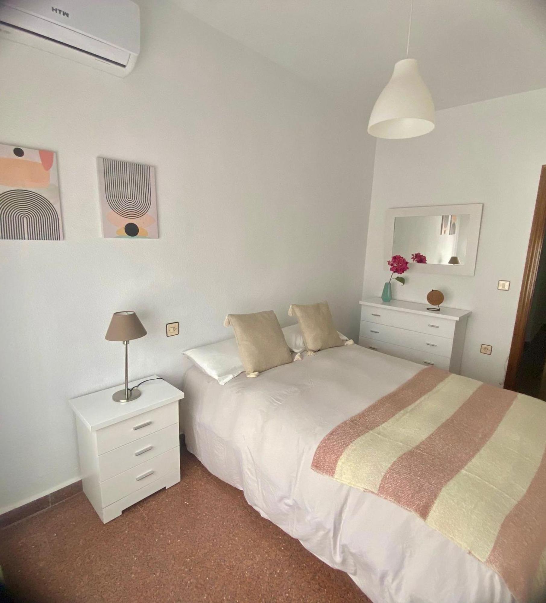 Vera Apartment, Acogedor Y Tranquilo En El Corazon De La Ciudad Антекера Екстер'єр фото